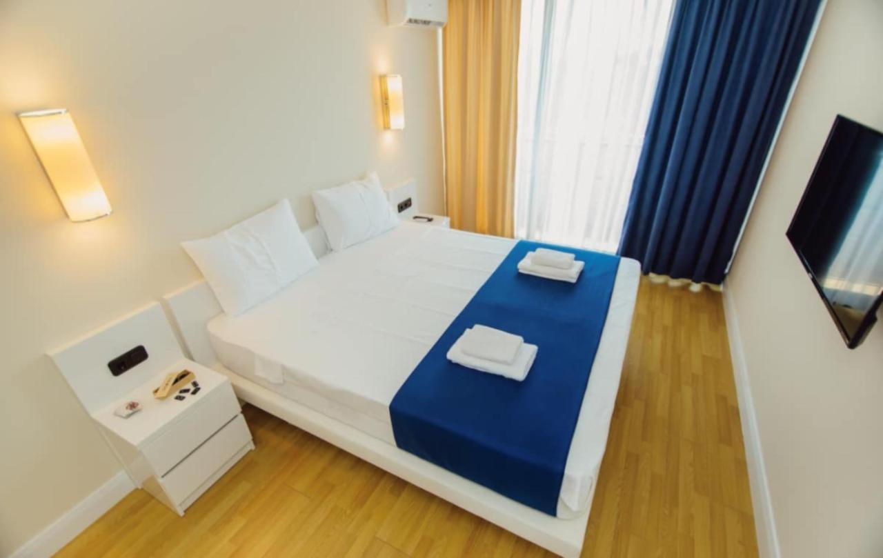 Delux Sea View Aparthotel In Orbi City Batumi Luaran gambar