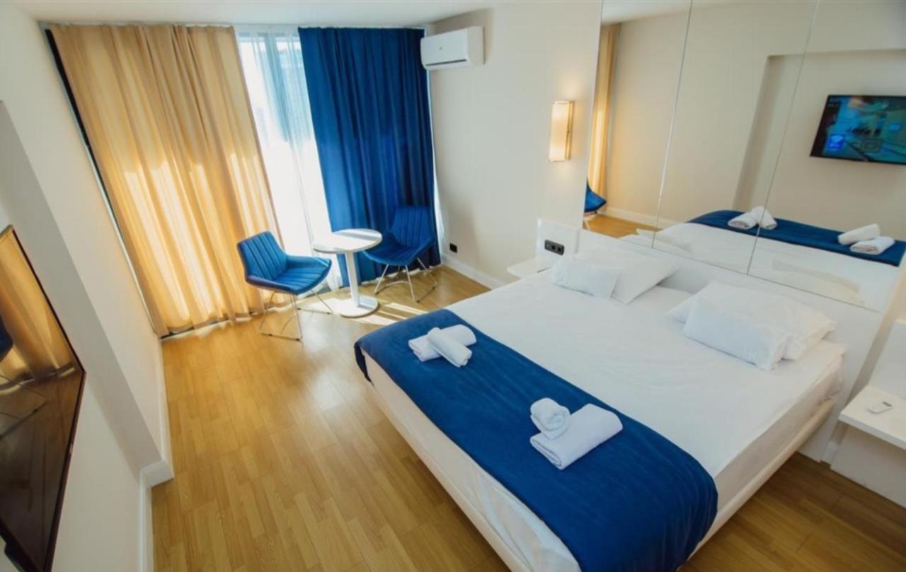Delux Sea View Aparthotel In Orbi City Batumi Luaran gambar